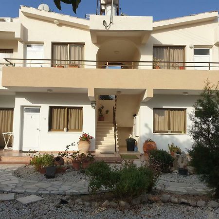 Arilena Holiday Apartments Paphos Exterior photo